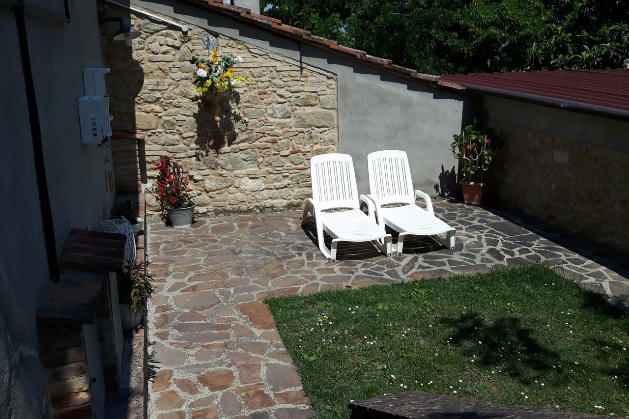 Agriturismo Villino Del Grillo San Gimignano Exterior photo
